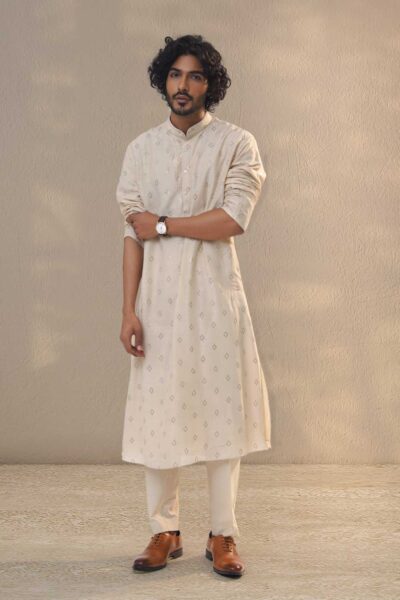 classic-mukaish-kurta-set